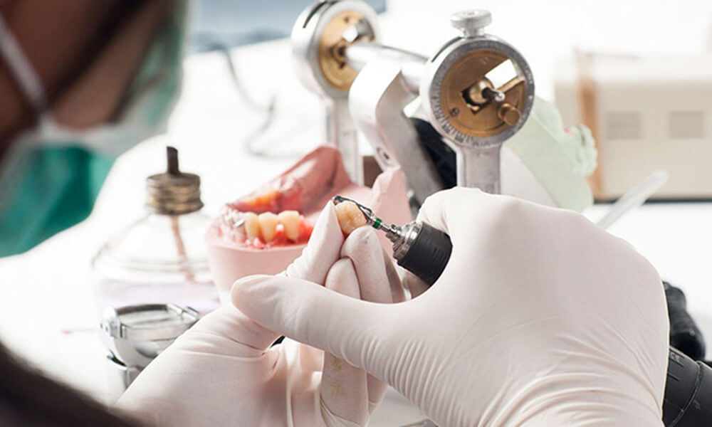 What products does Dental Lab Canada offer?